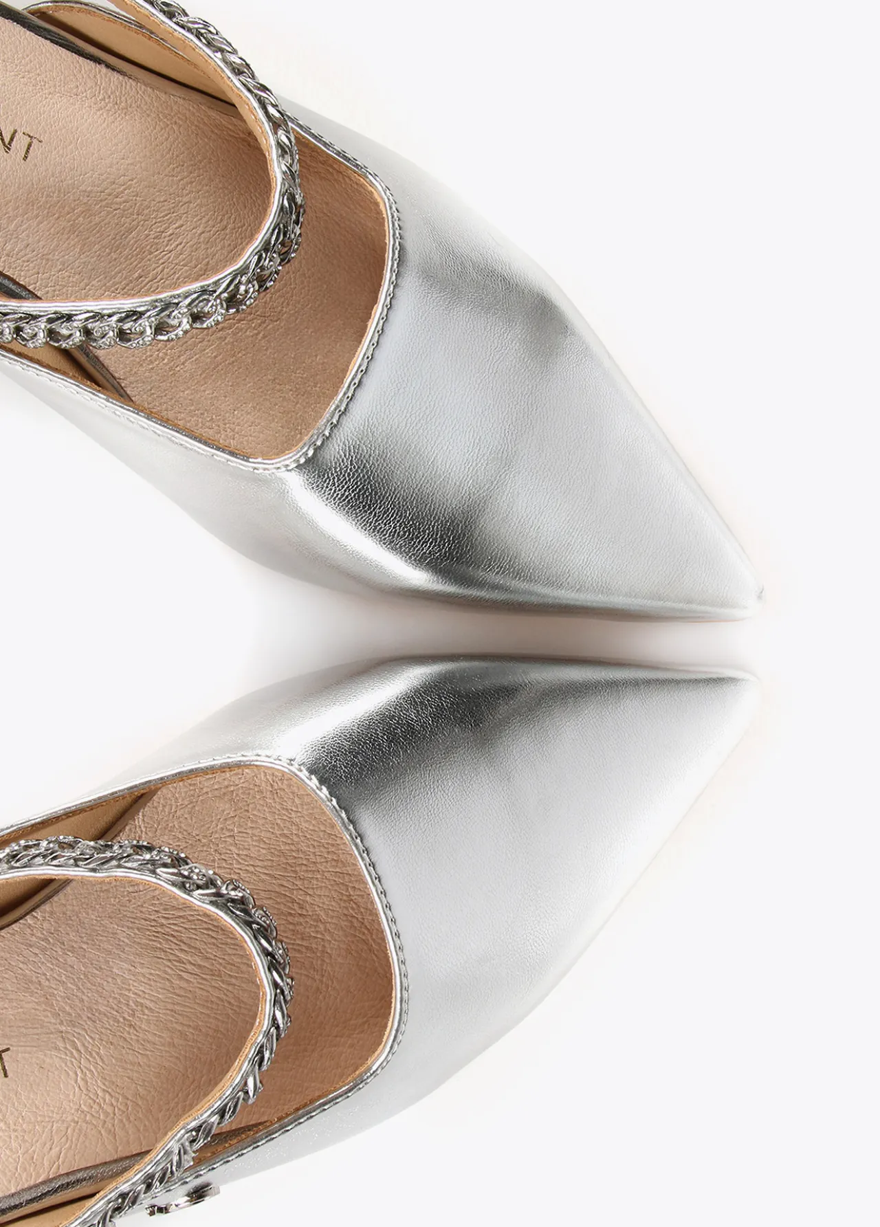 zapato_plano_destalonado_6.webp Lola Casademunt Zapatos Planos<Zapato plano destalonado PLATEADO