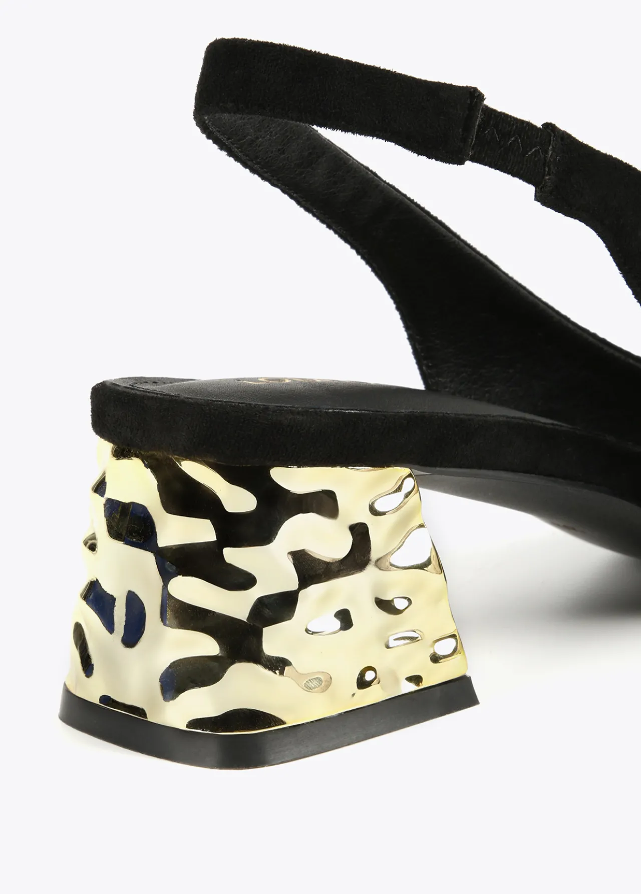 zapato_saln_abierto_2.webp Lola Casademunt Zapatos De Tacón<Zapato salón abierto NEGRO-METAL